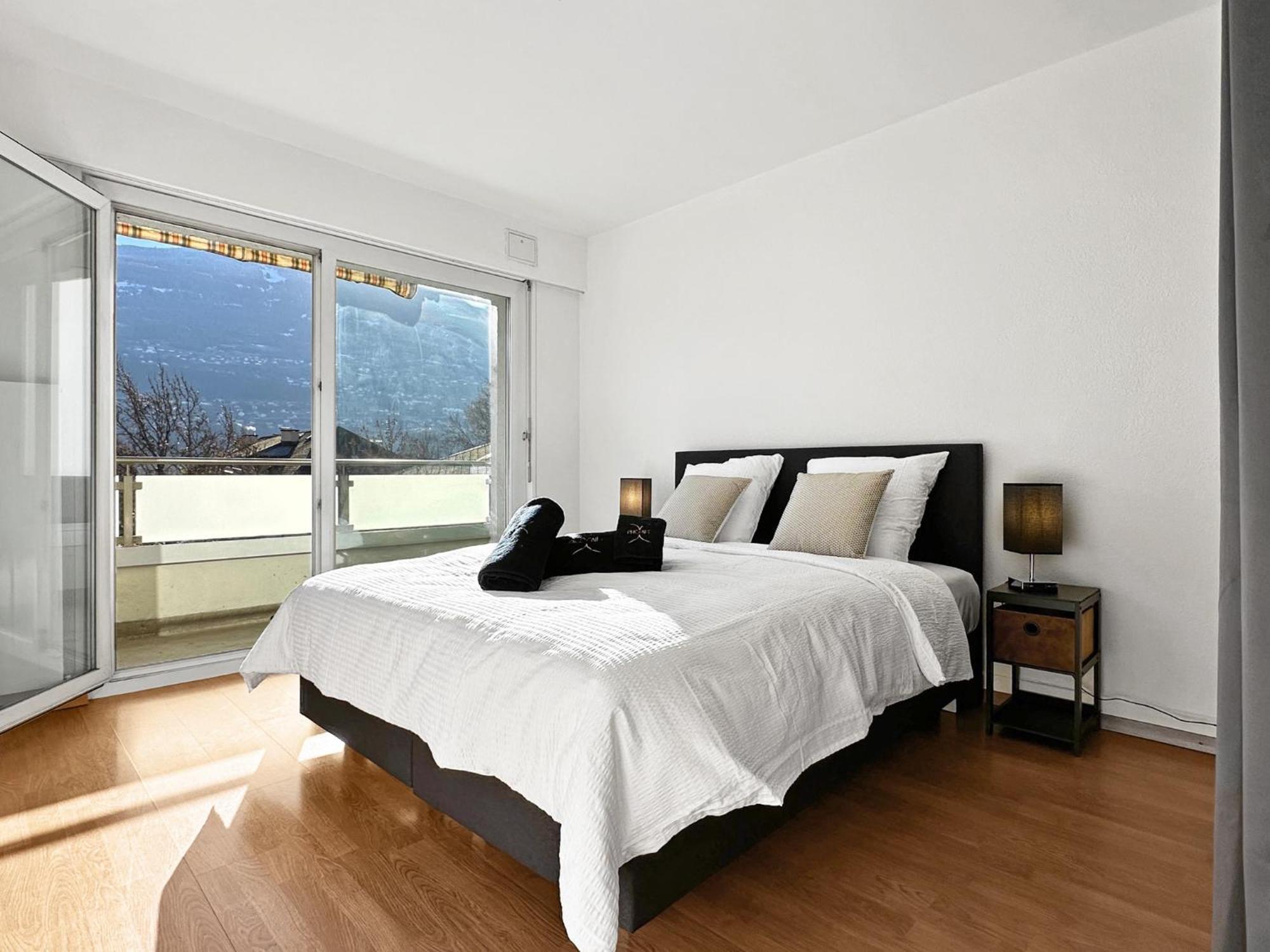Sion City Heart Of Swiss Alps Luaran gambar